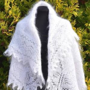 Пуховый ажурный платок (шаль)
