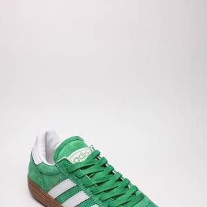 Зеленые Кроссовки Adidas, Доставка заказов