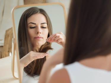 5 вредных привычек, которые портят ваши волосы