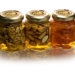 3 вида мёда по 250 грамм (грец.орех, курага, миндаль)
