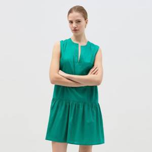 Short sleeveless dress with flounce