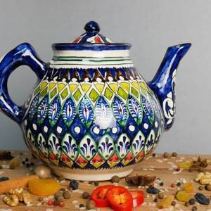 Чайник с узбекской росписью