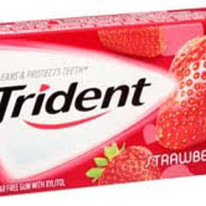 Жевательная резинка Trident Gum Strawberry Twist 26,6 гр