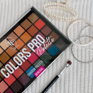 .TF CTE40 Тени для век палетка 40 цветов COLORS PRO MINERAL