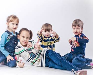 Компания «Инфант Трейд» занимаемся оптово-розничными продажами детской одежды!