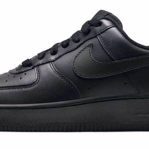 NIKE Air Force Черные Низкие (кожа)